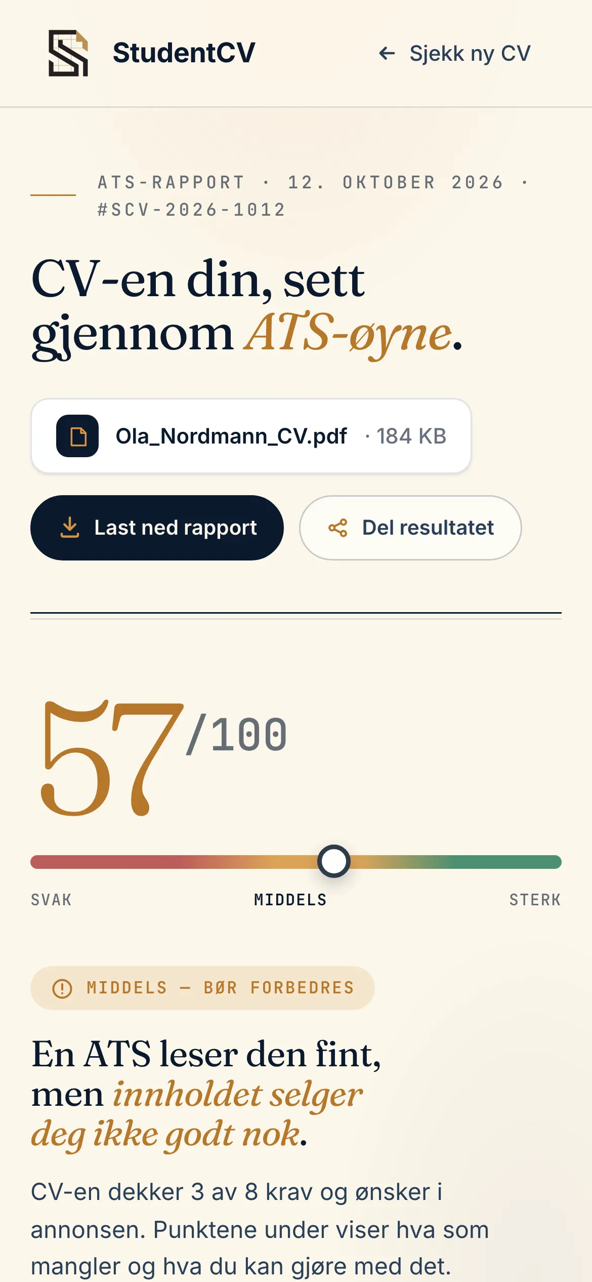 Den samme ATS-rapporten på mobil, med poengsum, skala fra svak til sterk og knapper for å laste ned og dele.
